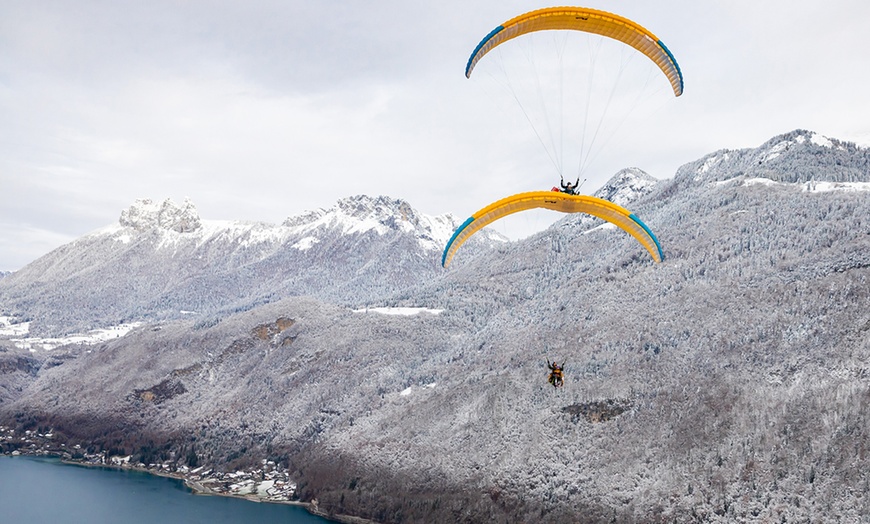 Image 3: Volez au-dessus du Lac d'Annecy