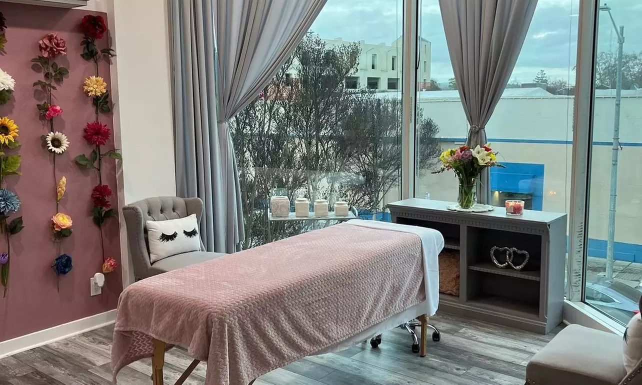 Achieve Your Dream Shape w/ Laser Lipo, Slimming Wrap, Infrared Sauna