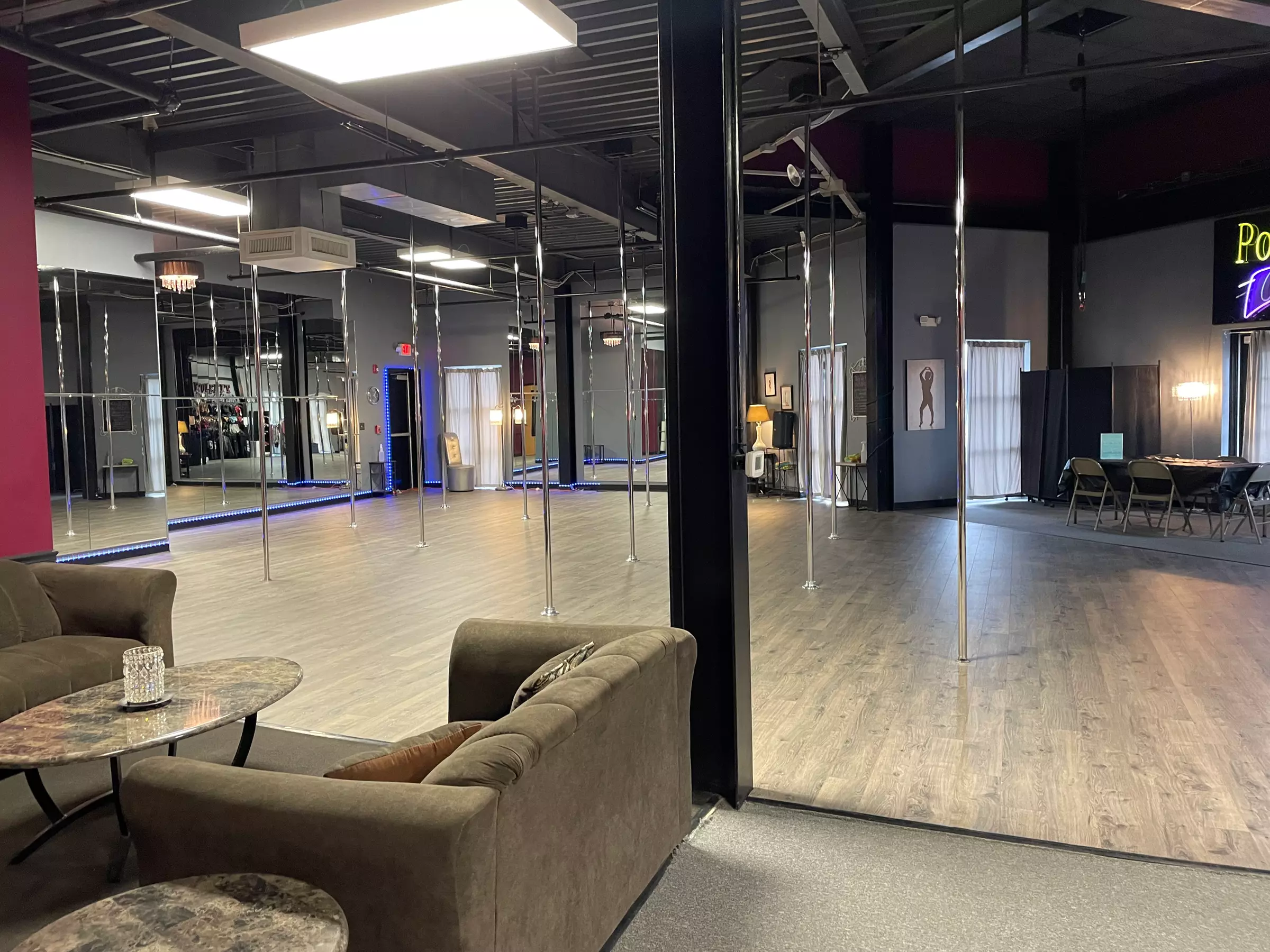 Pole Dance Class Passes to Power Your Fitness