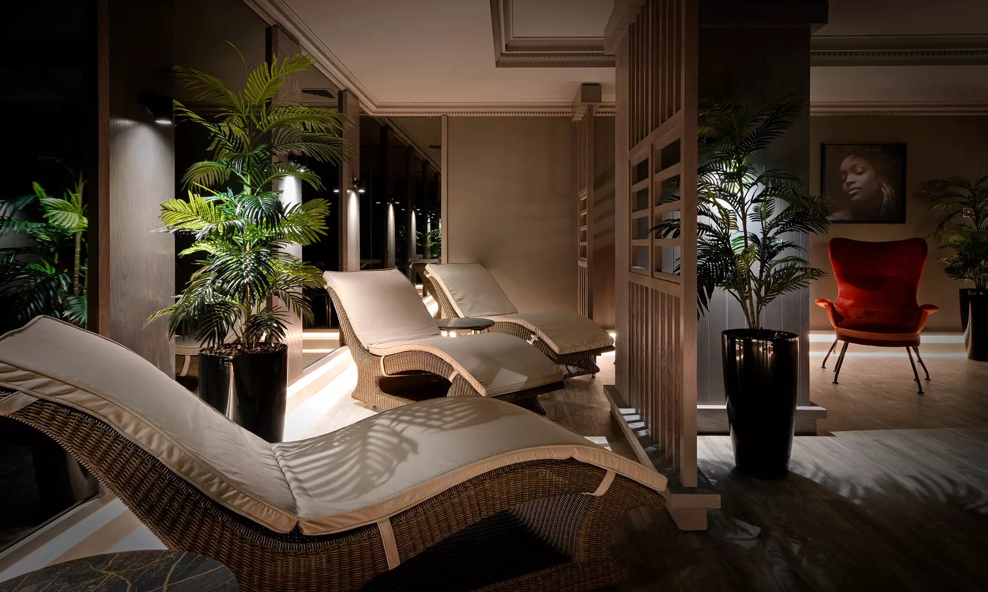 Central London: Luxury 4* Spa Stay for 2