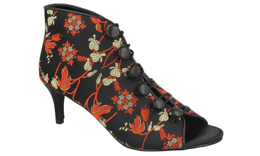 Image 2: Women's Heeled Shoes