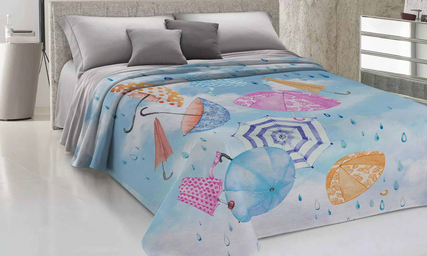 Baumwoll-Tagesdecke mit buntem Aufdruck