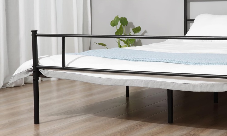 Image 10: HomCom Double Metal Bed Frame