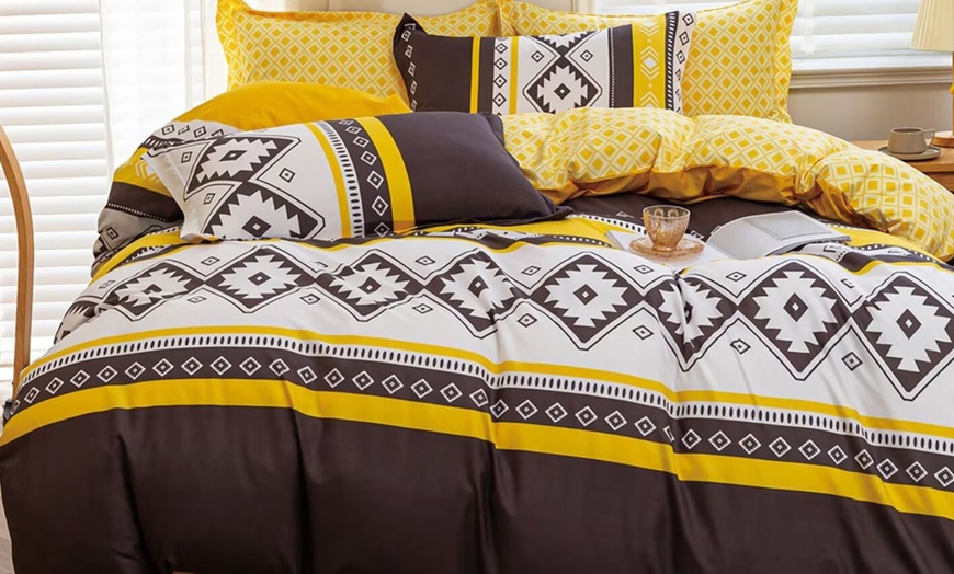 Image 3: Soft and Stylish Easy Care Duvet Sets