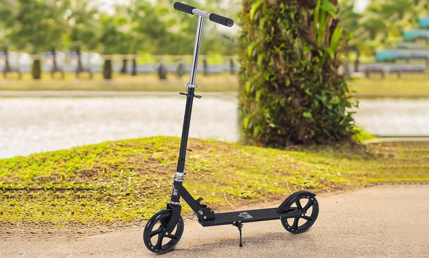 Image 7: Foldable Kids Kick Scooter