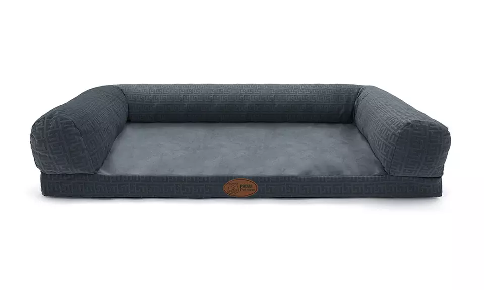 Cucce, lettini e divanetti per cani e gatti in vari modelli e misure