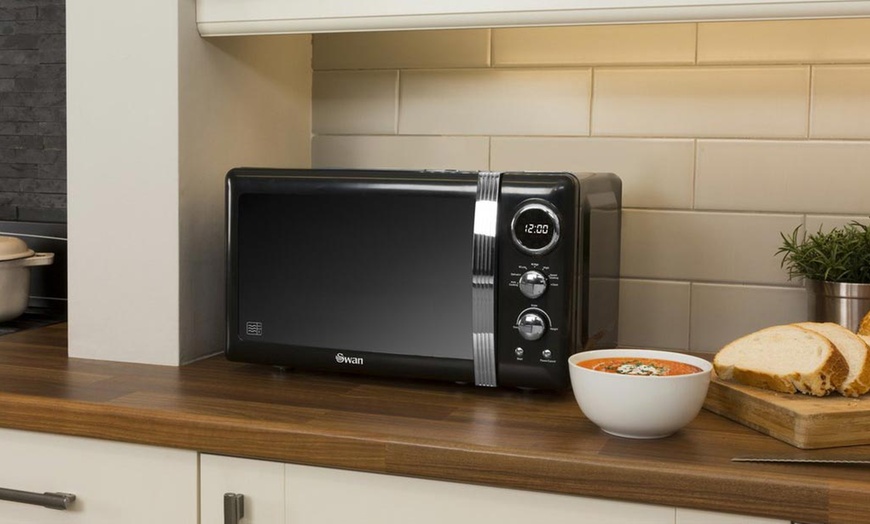 Image 3: Swan Retro Digital Microwave