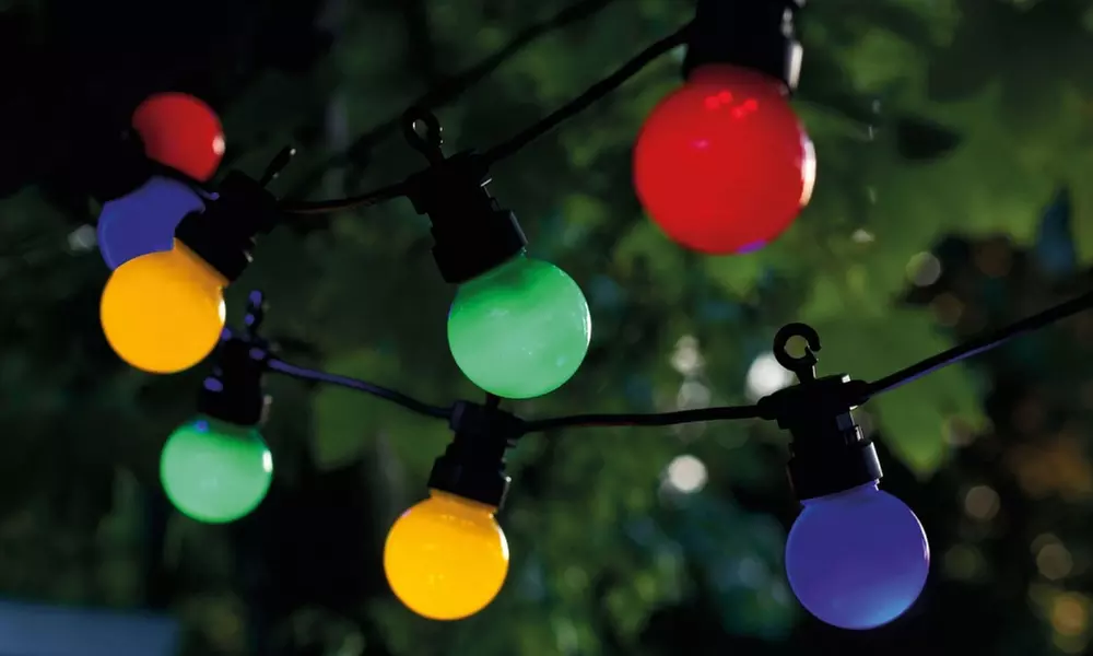 1, 2 ou 4 guirlandes guinguettes raccordables à LED de la marque Lumisky, longueur de 6,5 m - Primary Image