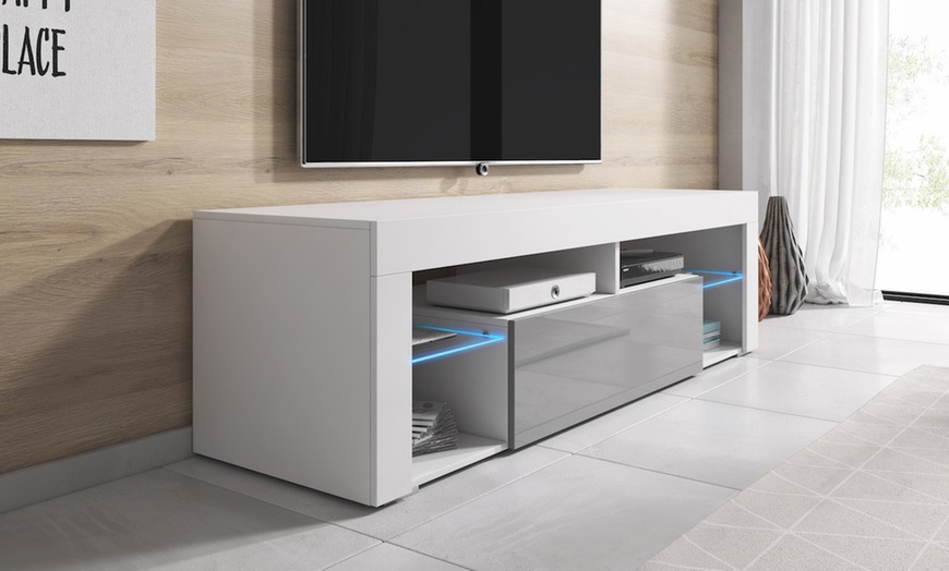 Image 34: Titan TV Unit