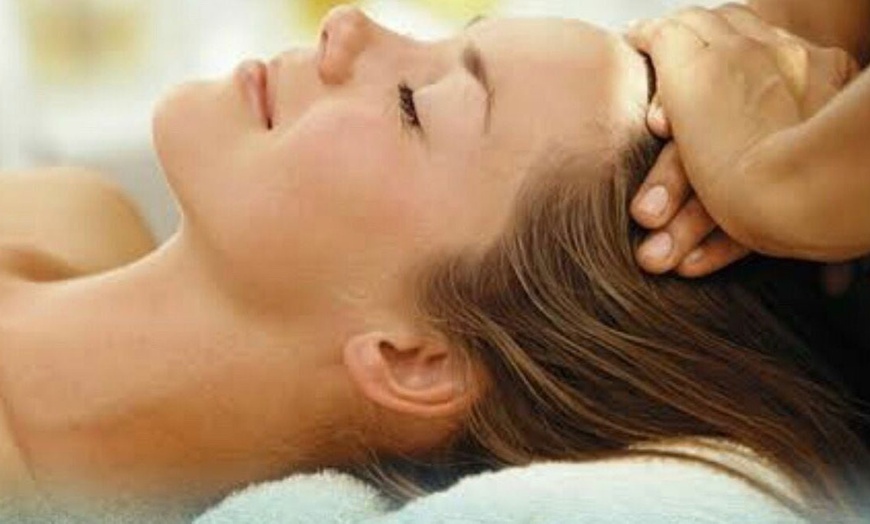 Image 2: Stress Buster Package: 30-Min Massage with a 30-Min Facial