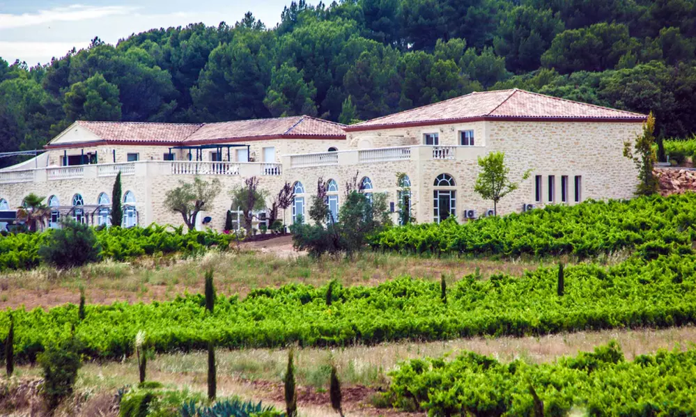 Languedoc : 1 ou 2 nuits avec pdj, option spa, cave, bien-être & tapas