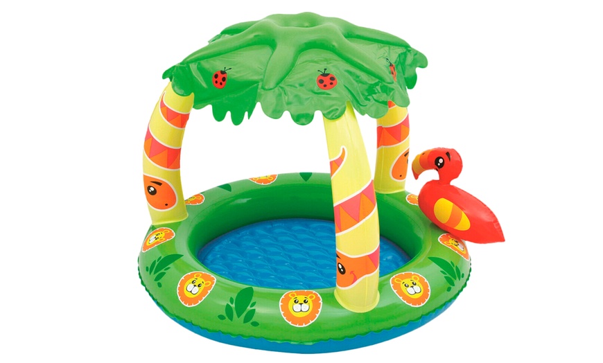 Image 2: Piscina infantil con sombrilla