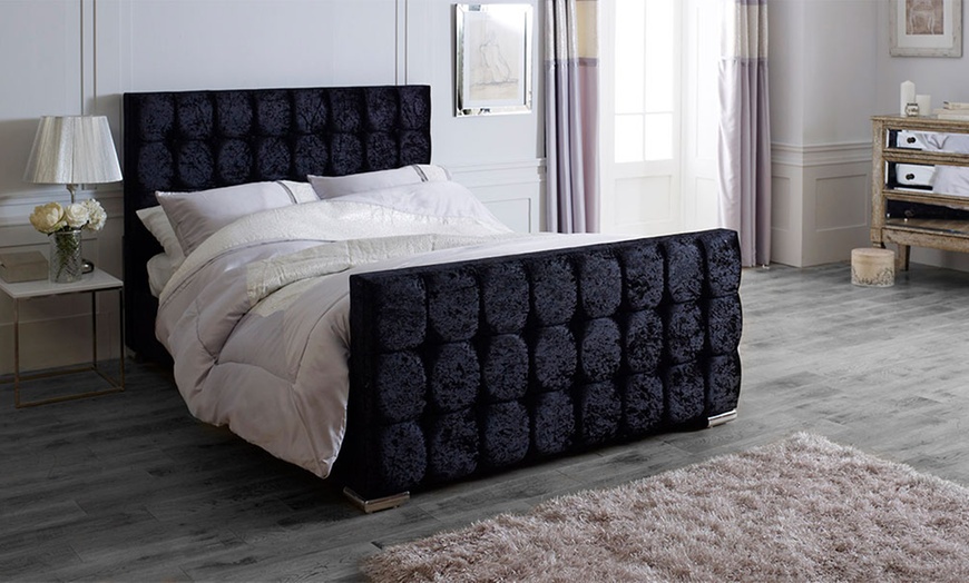 Image 6: Gatsby Upholstered Bed Frame