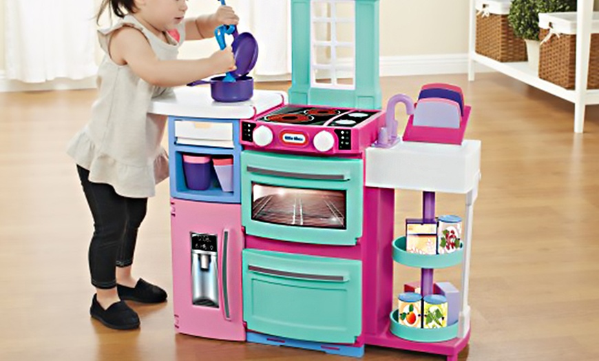 Image 8: Little Tikes Kitchen Play Set