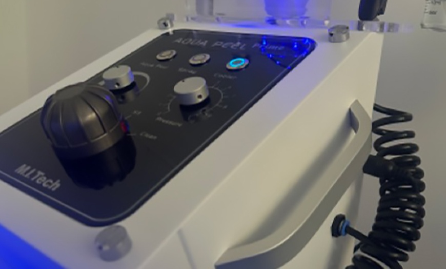 Image 8: Rejuvenating Skincare Experience: Peel or HydraFacial with LED Therapy