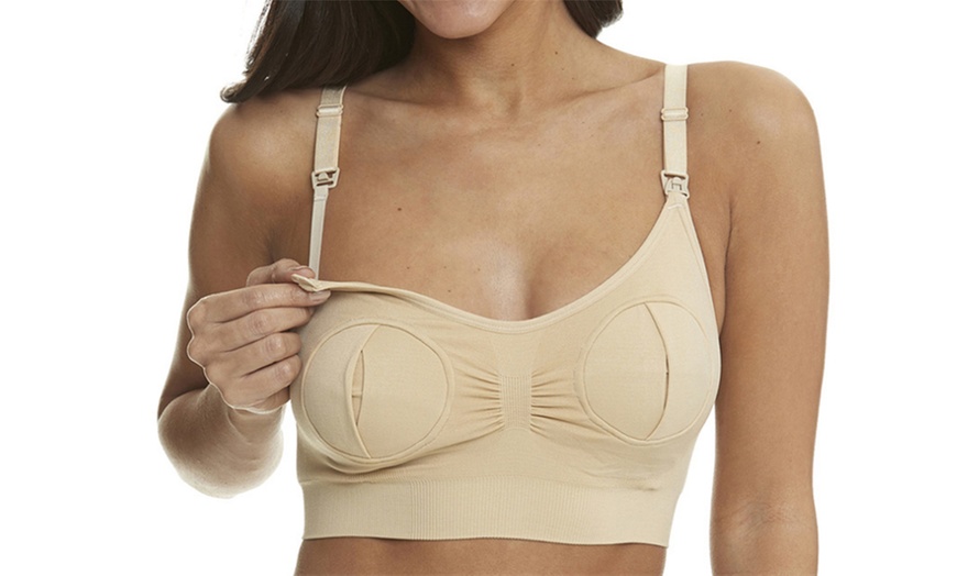 Image 3: Hands-Free Push-Up Maternity Breastfeeding Bra