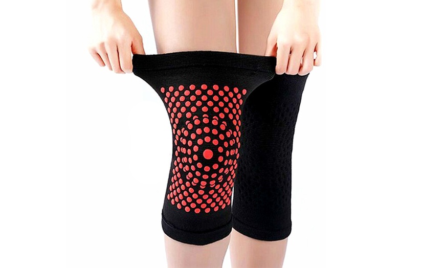 Image 5: Pair of Compression Self-Heating Knee Warmers