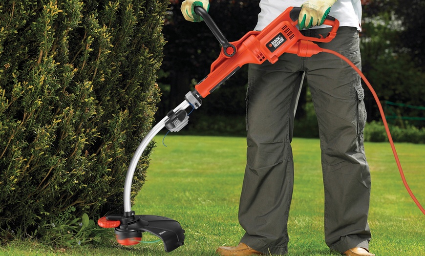 Image 1: Black and Decker Grass Trimmer