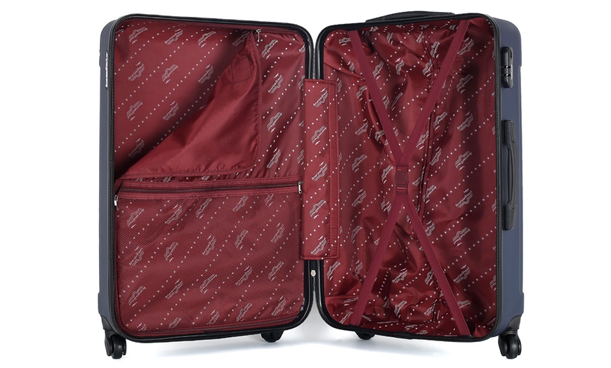 Image 29: Set of Three Suitcases