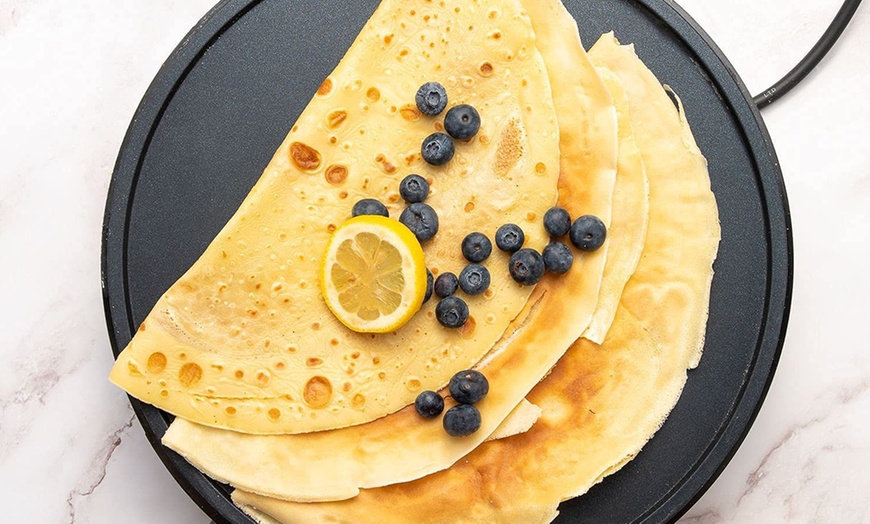 Image 4: Crepe Maker with Utensils