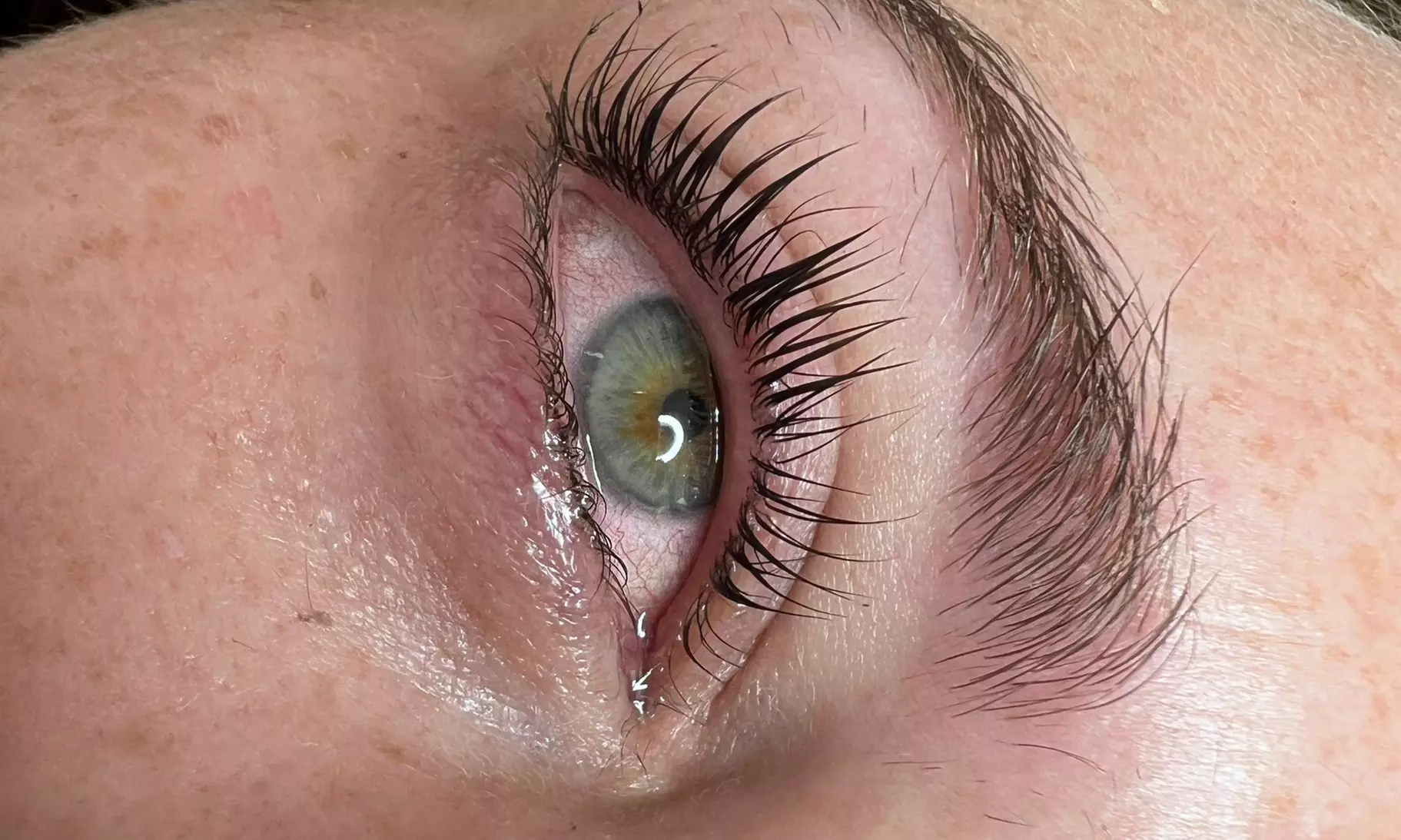 Lifting y tinte de pestañas con opción a visagismo y tinte de cejas