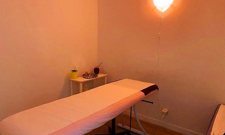 Massage aux huiles chaudes au choix (dos, tête et jambes) de 30 min