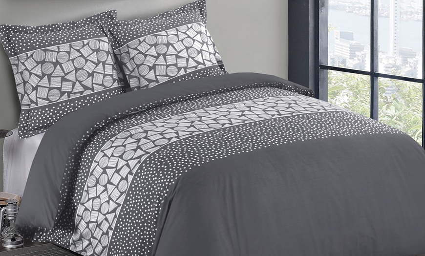 Image 2: Scandinavian Duvet Cover Sets