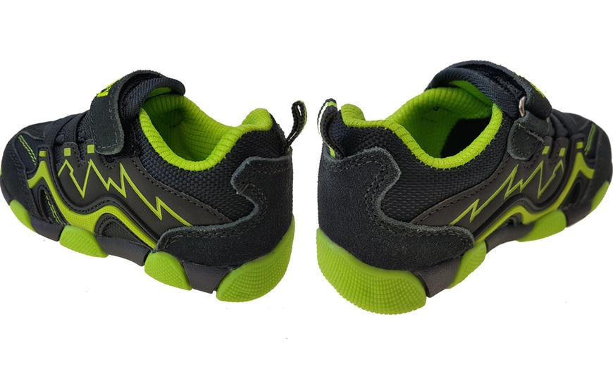 Image 9: Children's Sport Trainers