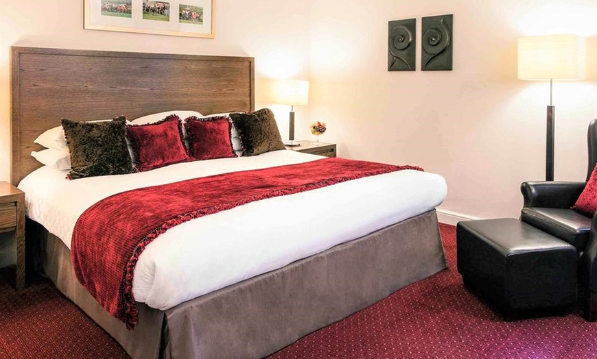 Image 9: St Helens: 4* Standard Double Room Stay w/ Breakfast & Bottle of Wine