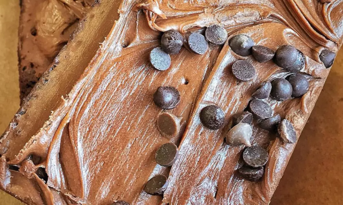 Enjoy Cake Pops, Cupcakes, Cookies & More Delicious Treats