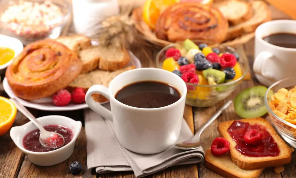 Newcastle: 4* Standard Room Stay with Breakfast