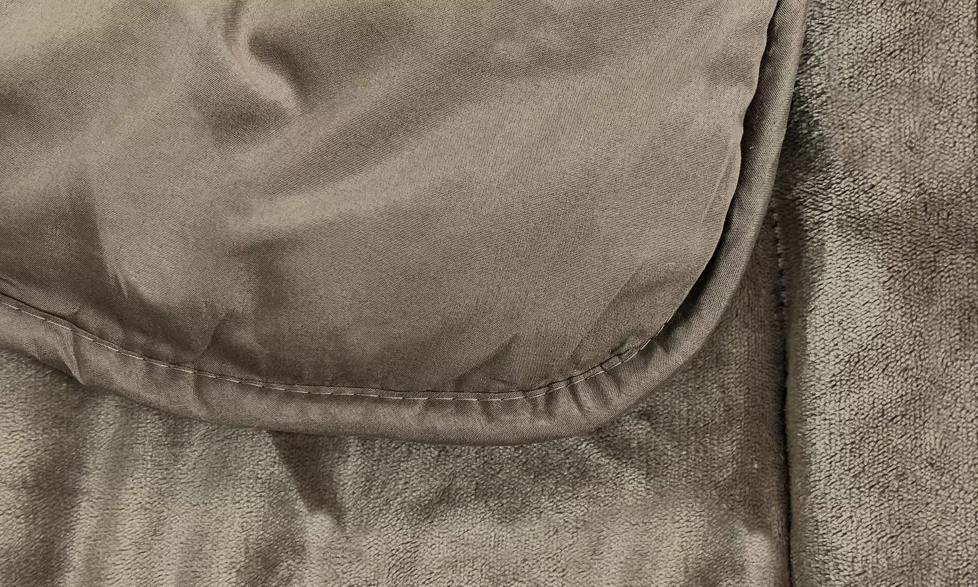 Couette douce et hypoallergénique en flanelle