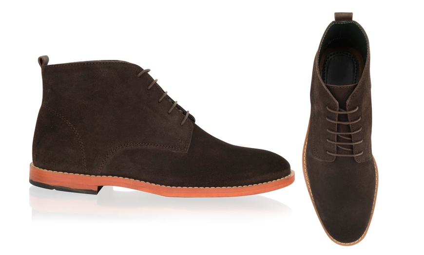 Image 10: Chaussures en daim pour homme