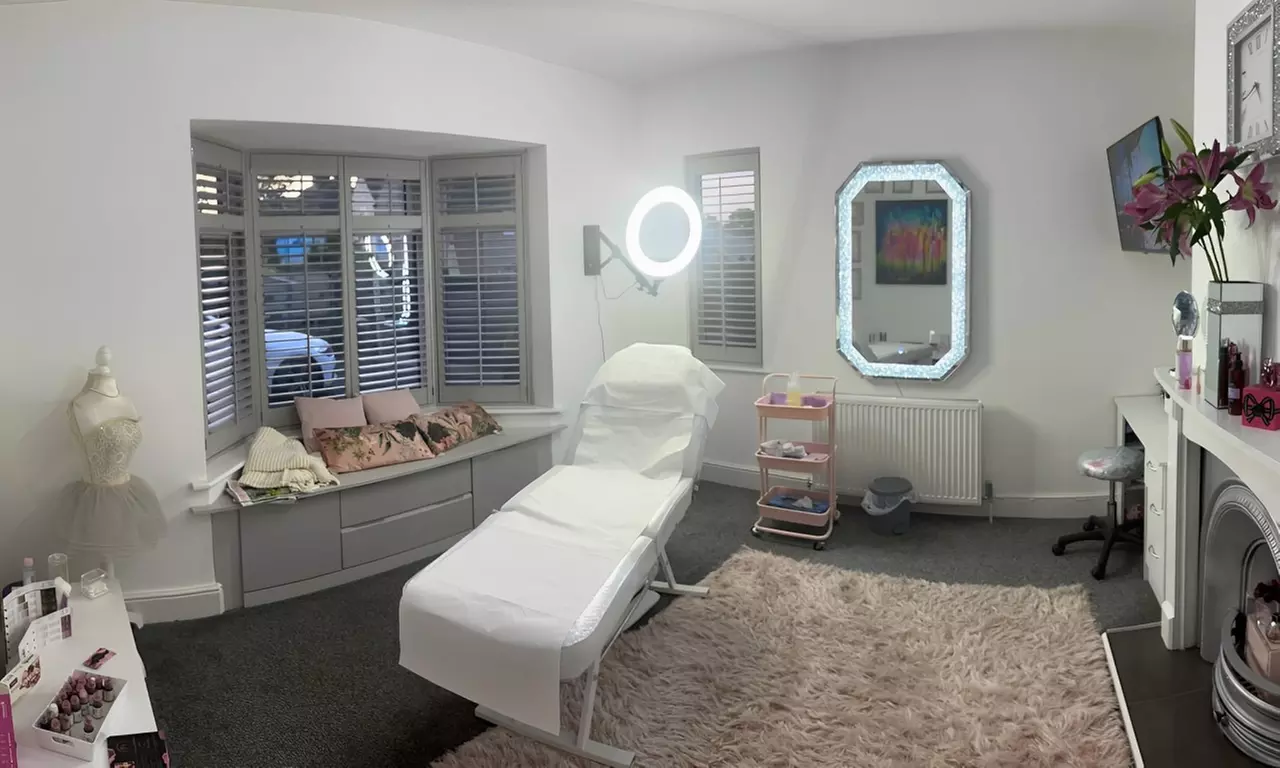 Makeup - Semi-Permanent at Permanent Aesthetics Studio