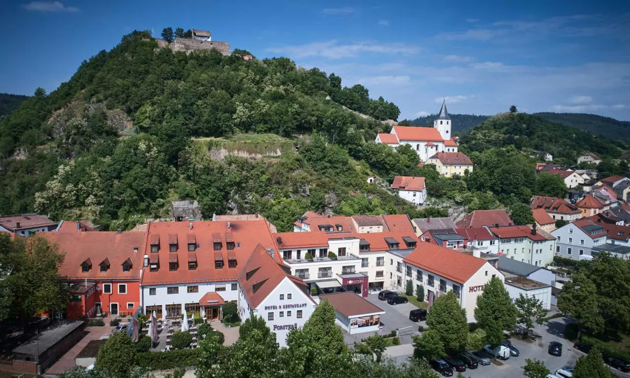 Regensburg: 2-5 Nächte inkl. Frühstück, Dinner und Wellness