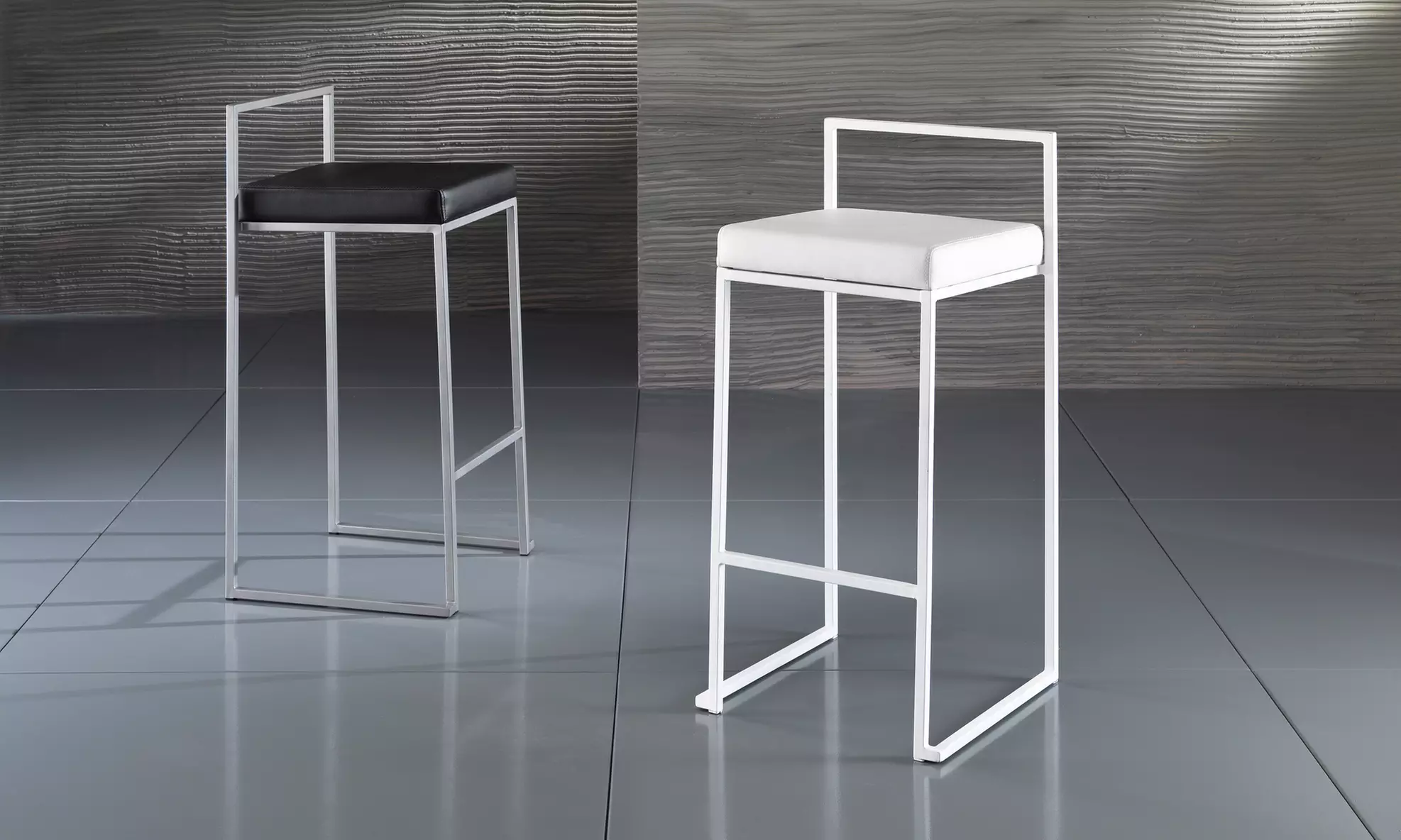 Set di 2 sgabelli Dodo