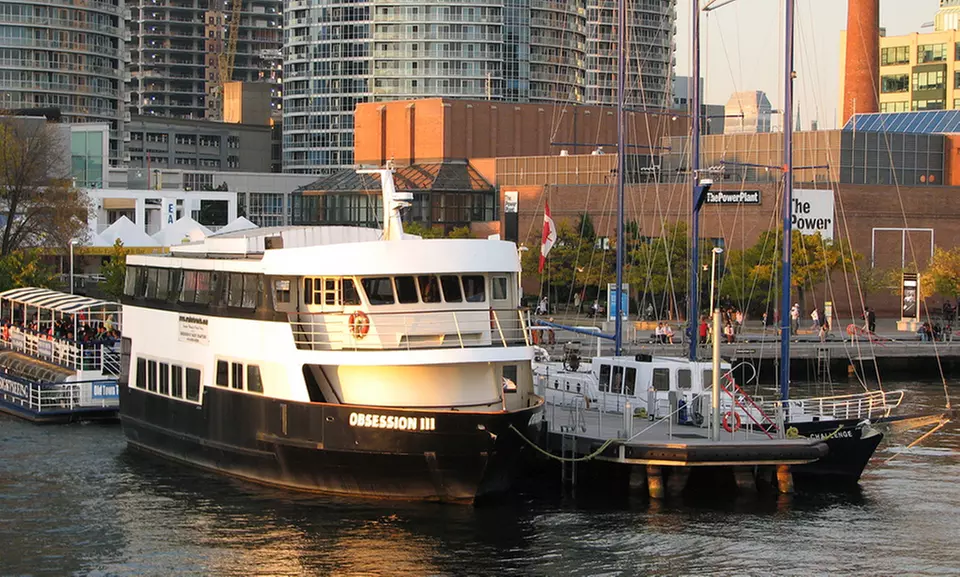 Embark on a Culinary Voyage: Unforgettable Cruise Experiences Await!