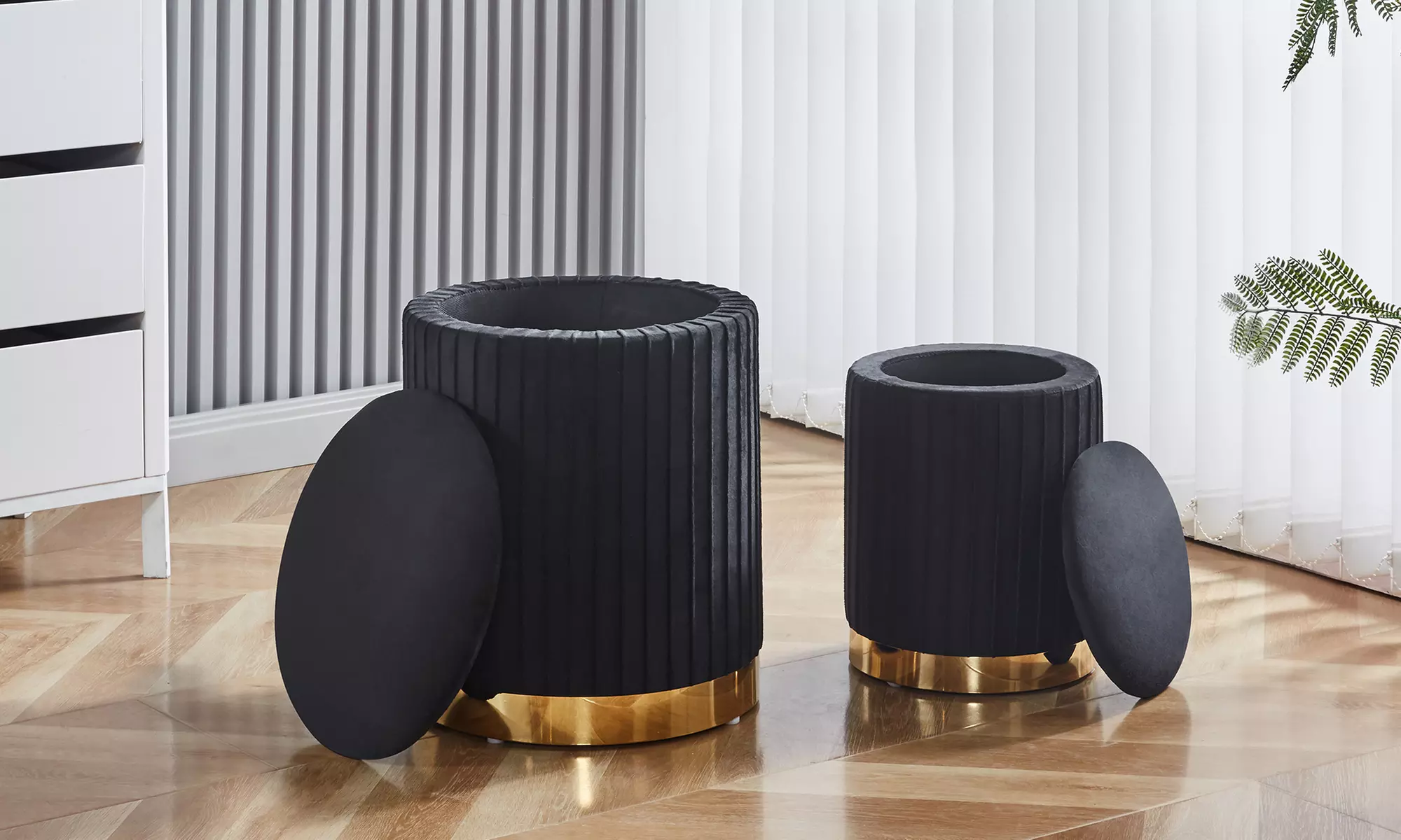 Juego 2 pufs de terciopelo