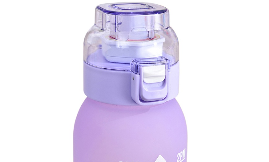 Image 13: 700ml or 1L Water Bottles with Seven Fruit Fragrance Rings