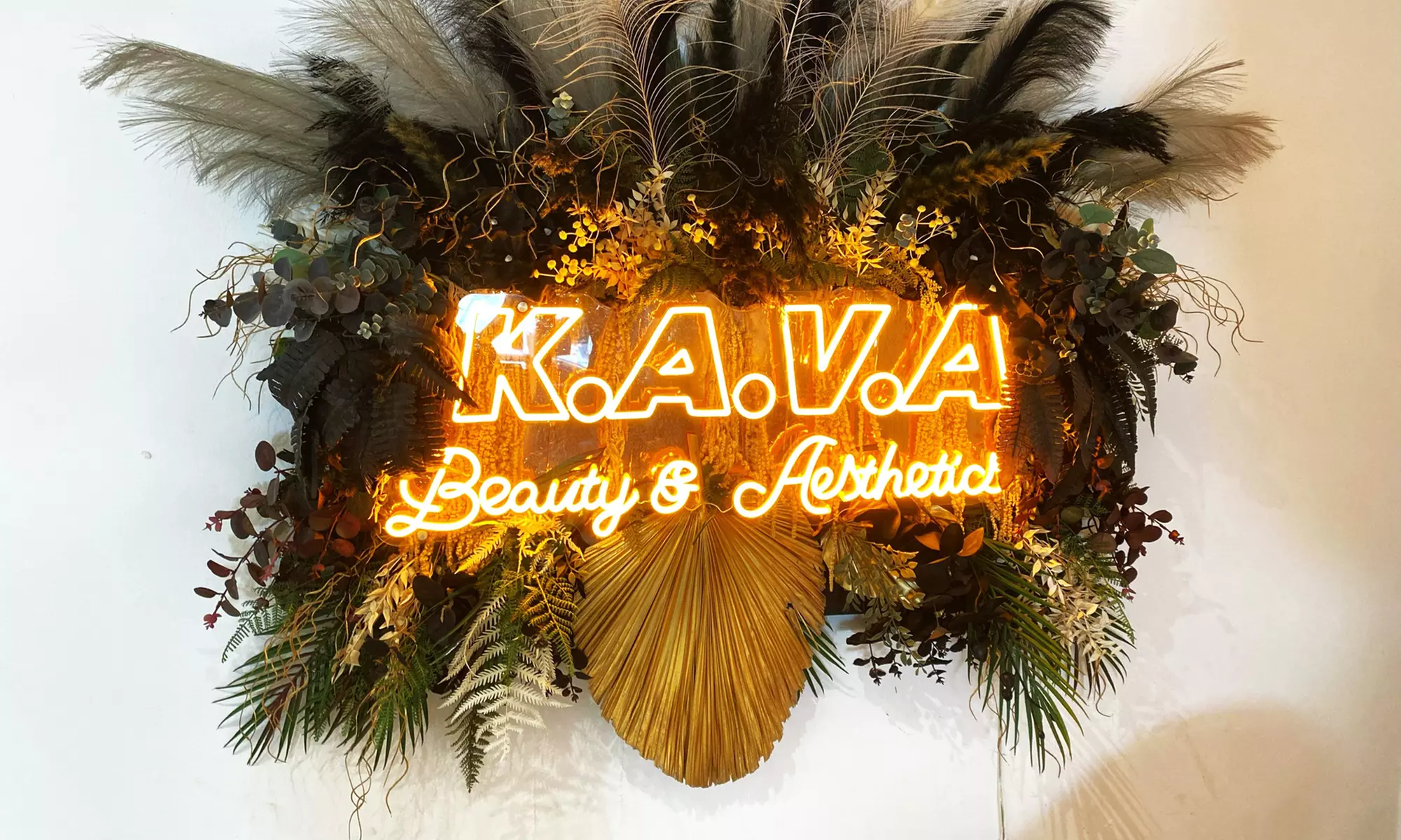 Discover Celebrity Skincare - Hydrafacials & LED