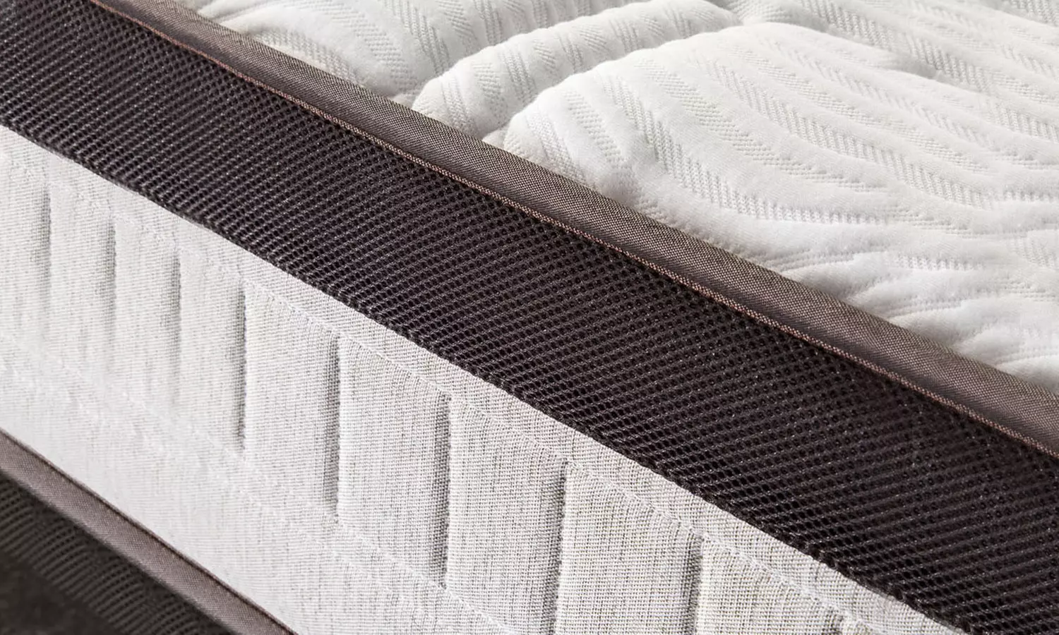 Matelas à mémoire de forme "Supreme"