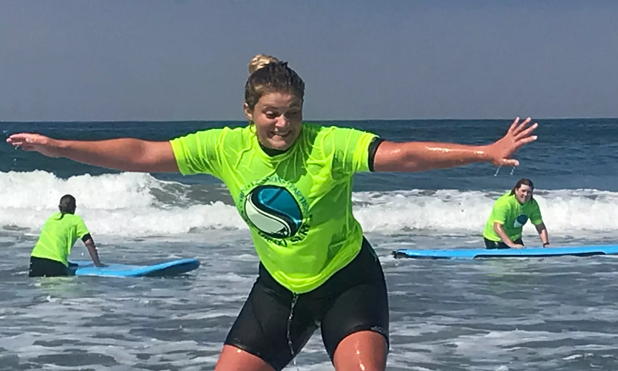 2.5 Hours Surfing Lessons in Oceanside up to SixSurfers(Up to 25% Off)