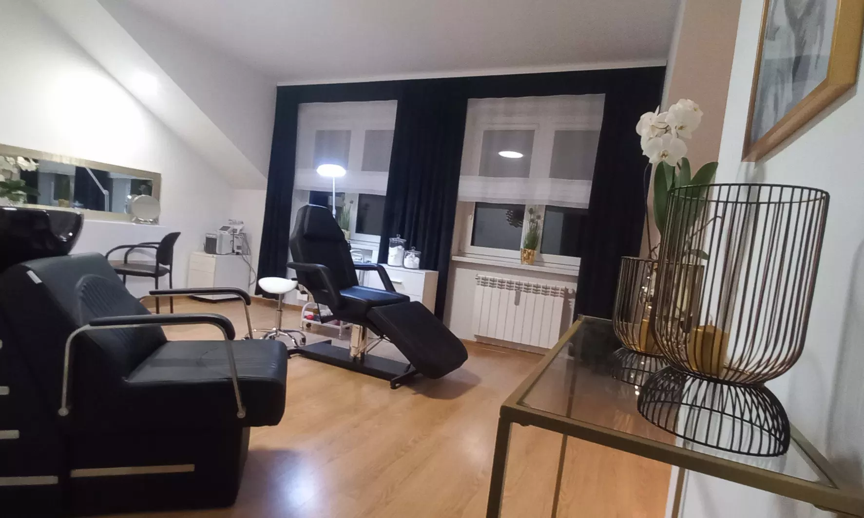 Odkryj radiofrekwencję mikroigłową twarzy, szyi i dekoltu