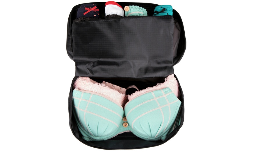 Image 9: Underwear Travel Bag