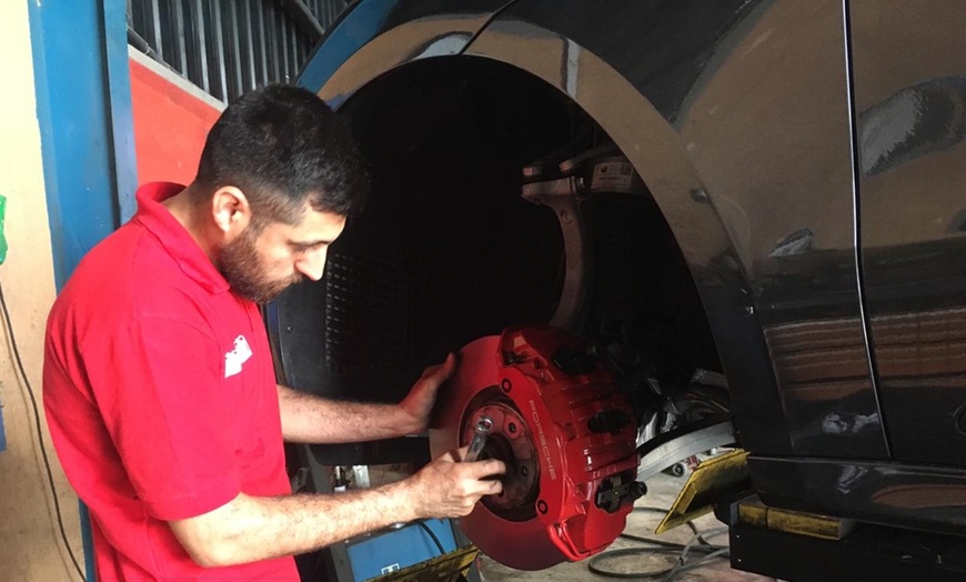 Image 5: Brake Pad Change Labour 