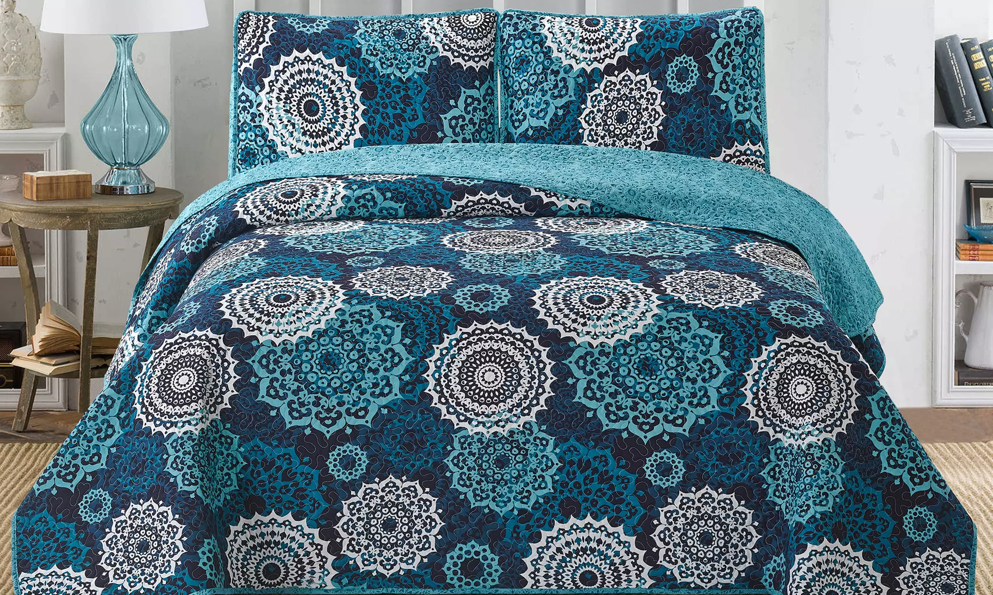 Home Style Reversible Printed Quilt Set (3-Piece) - Primary Image