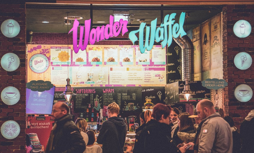 Image 4: 2x WonderWaffel  Berlin+ Specials & Eis