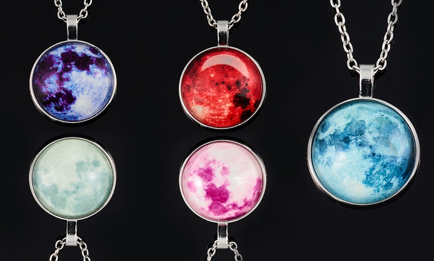 Image 1: Glow-in-the-Dark Moon Necklace