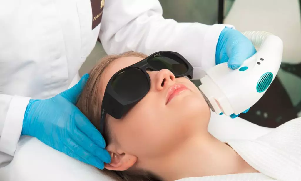 Zabieg Geneo na twarz w Klinice Anna Pikura