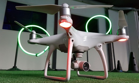 Une heure de pilotage de drone pour 1, 2 ou 4 personnes dès 14,90 € avec Droneez